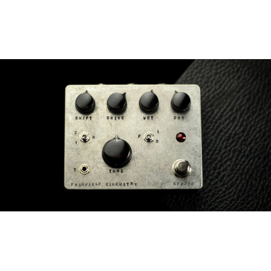 新品 未使用 Fairfield Circuitry Roger that Fairfield Circuitry Roger That! Radio Distortion + Fuzz